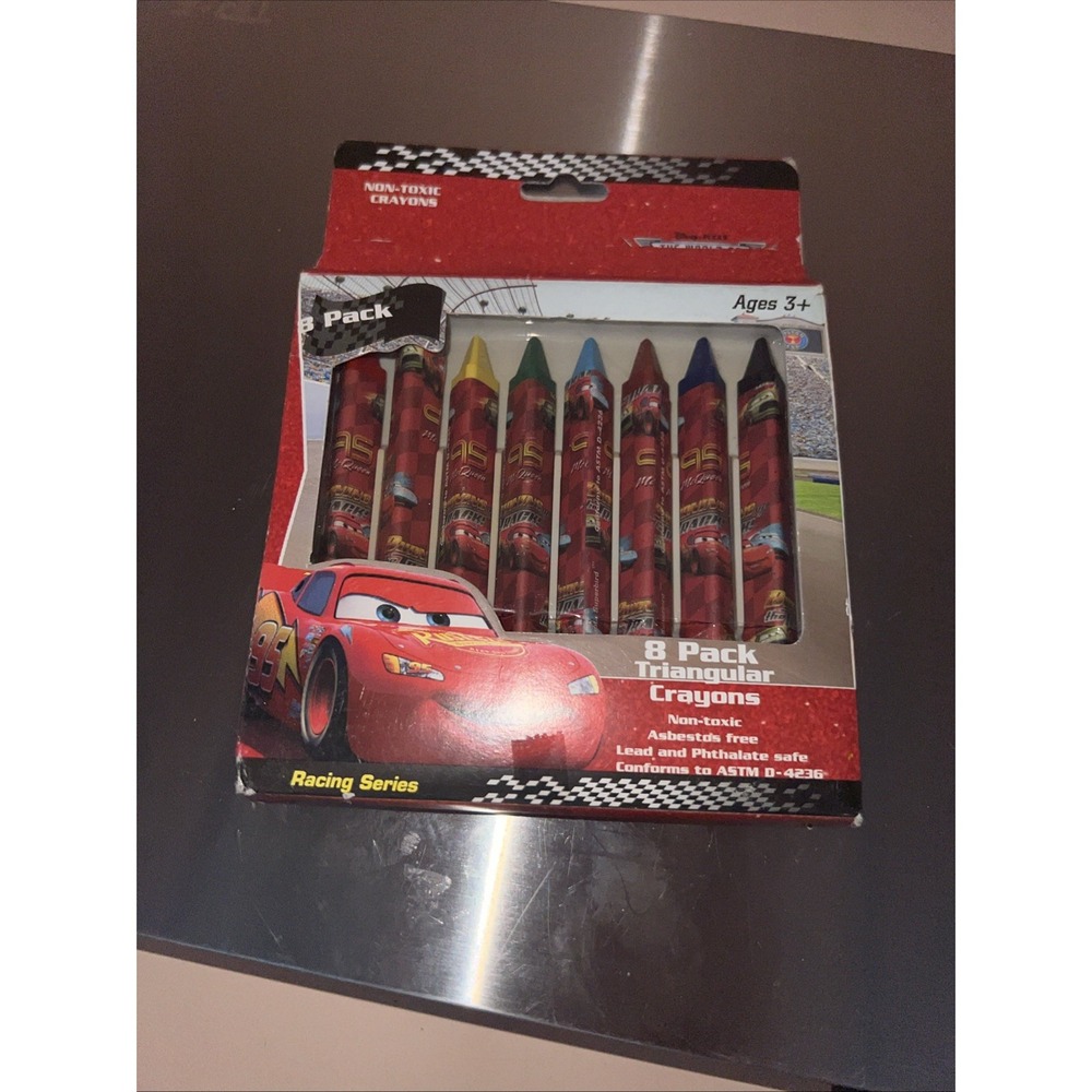 6 Disney Cars Triangular Crayons 8ct 2009 Party Favors Lightning McQueen